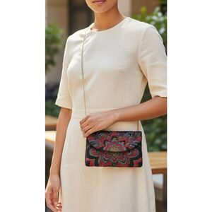 La Regale Beaded Evening Clutch Floral Art Deco Crossbody Gold Chain